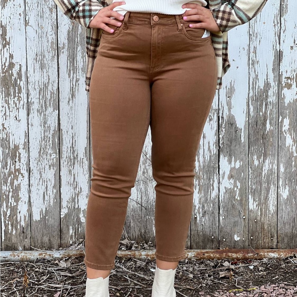 Kut from the Kloth (0) High Rise Mom Jeans in Camel Colored Denim- Zip, Standard - Picture 10 of 10